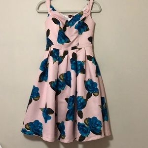 Sold on Ⓜ️ Chi Chi London dress